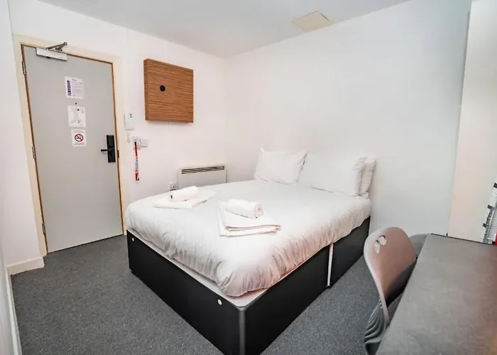 Cosy Budget Studio In Coventry City Centre