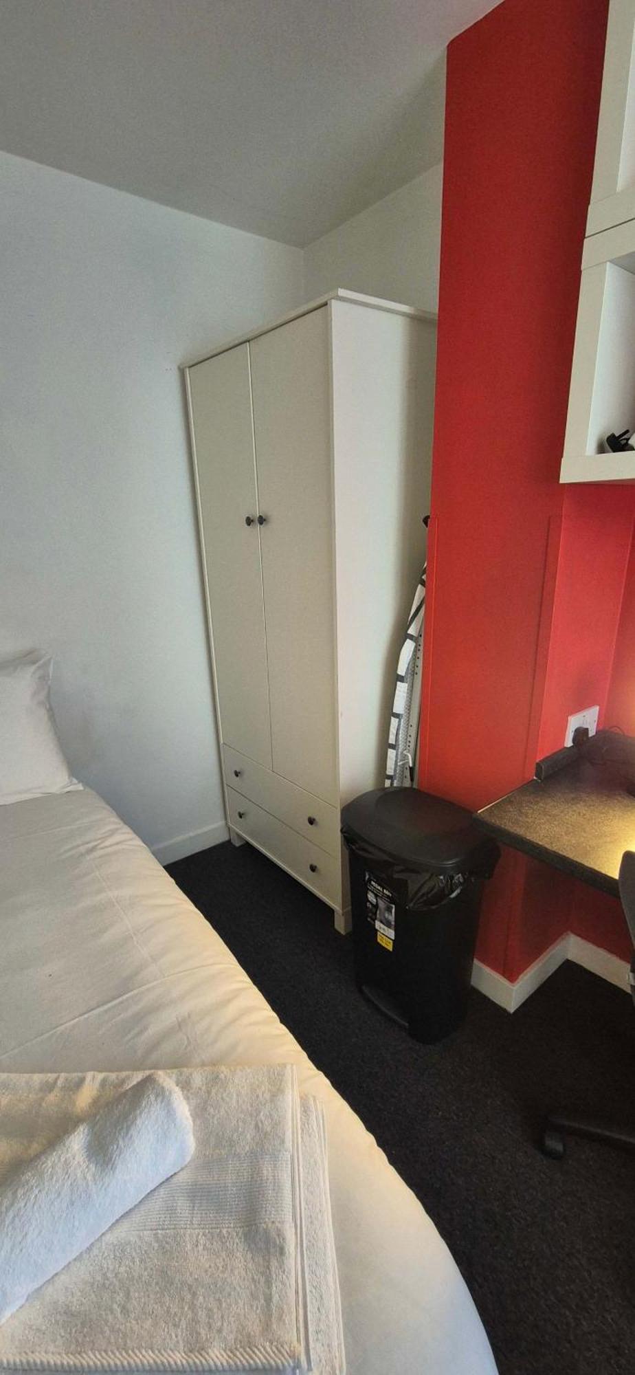 Apartment Cosy Budget In Centre Coventry